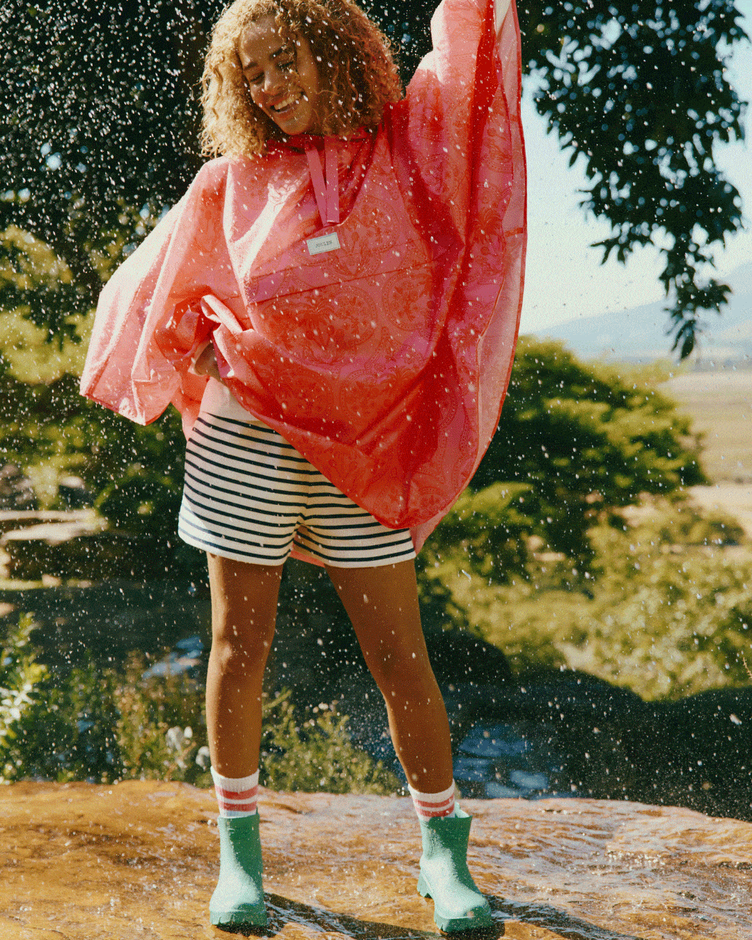 festival-editorial-womens-gif1