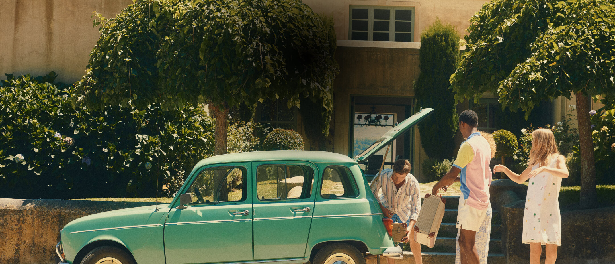 summer-packing-editorial-hero-dt